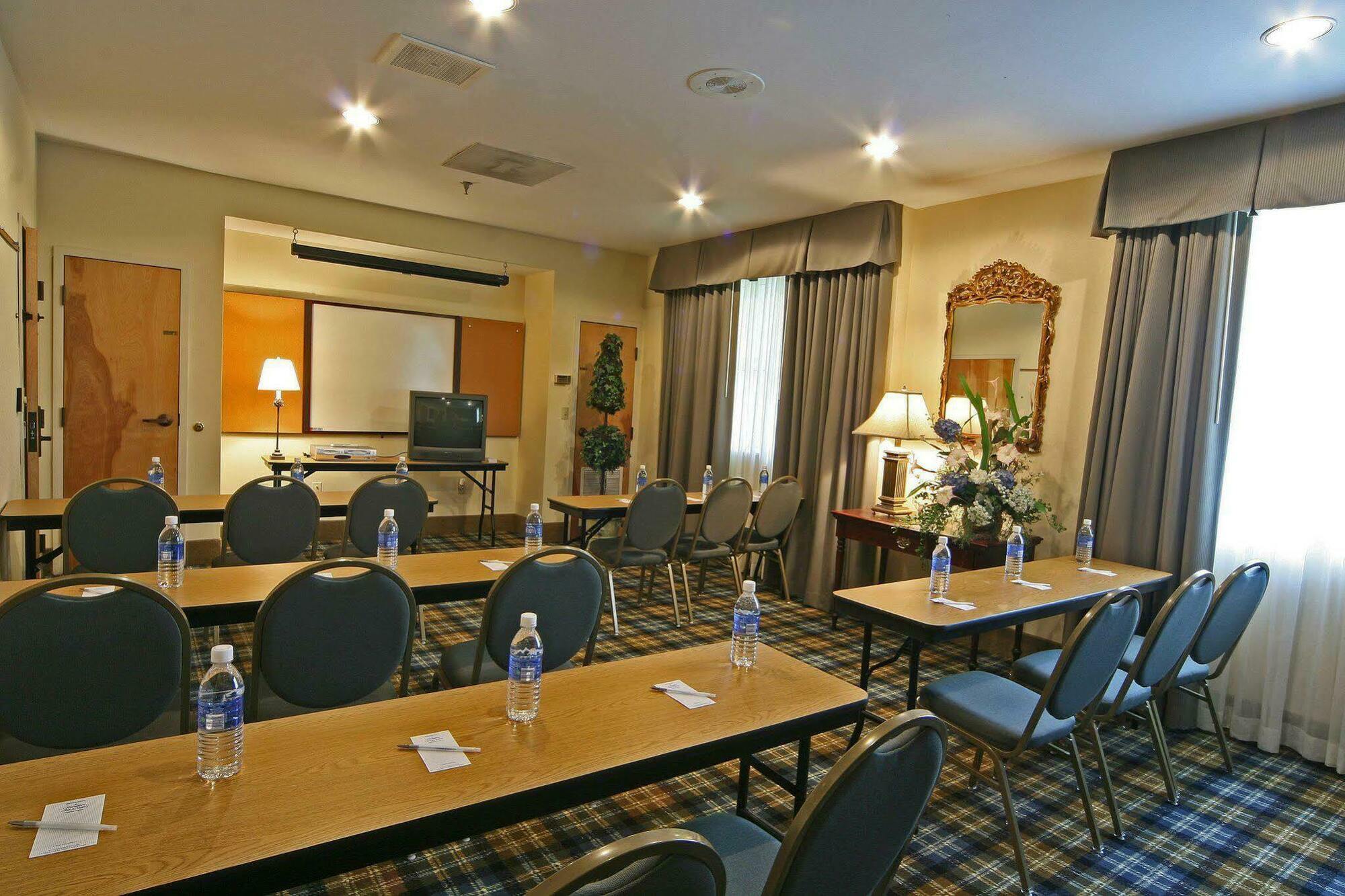 Hampton Inn & Suites Pigeon Forge On The Parkway Екстер'єр фото